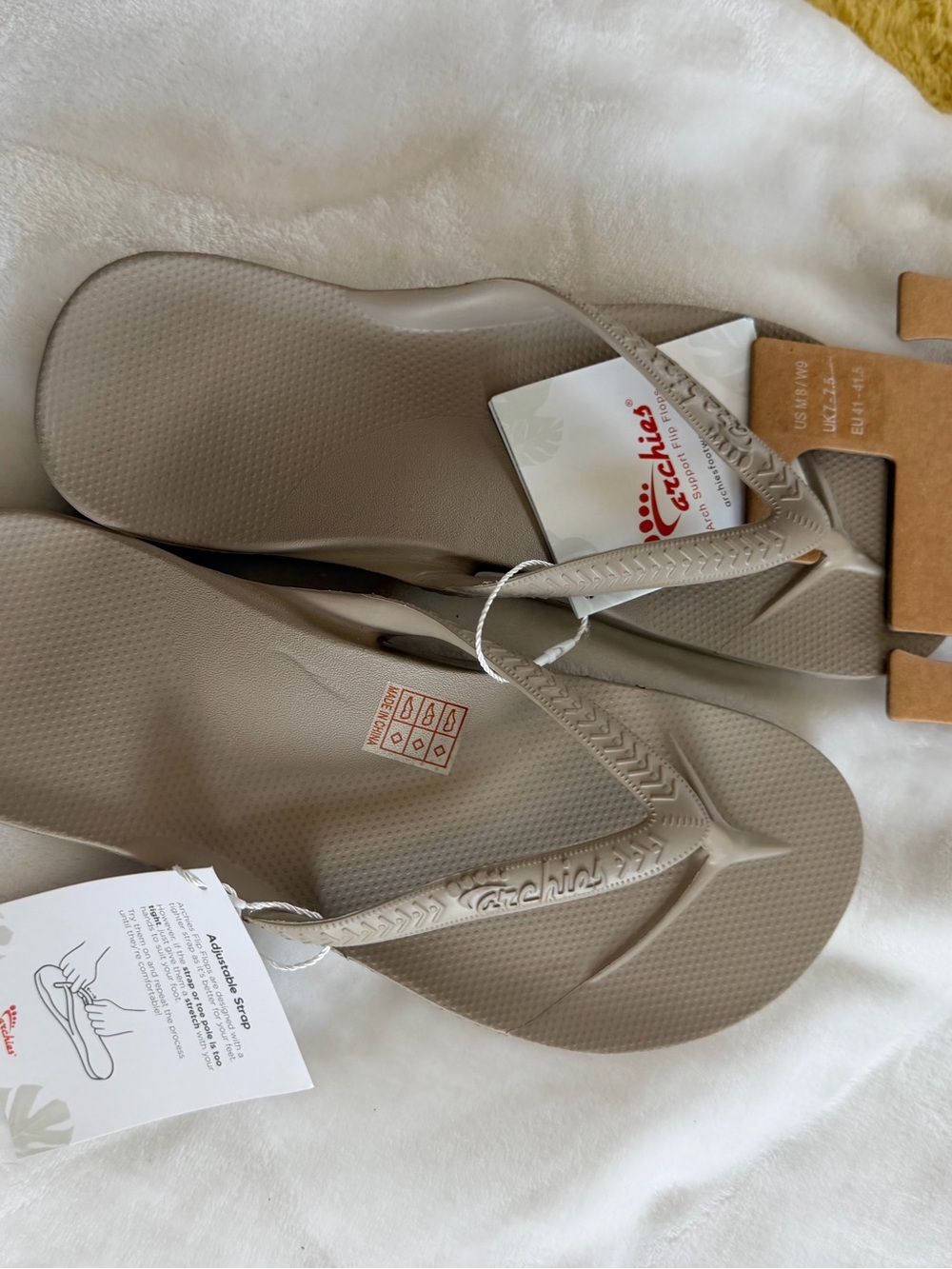 Archies Women's Taupe Flip-Flop Sandals